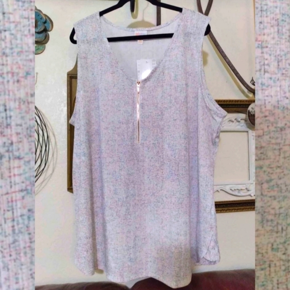 3X 🏖 LuLaRoe Rachael Beautiful Multi Colored Soft Stretchy Tank W Vneck Zipper